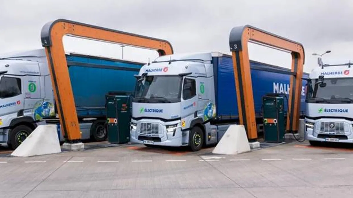 Renault Trucks, Malherbe ile iş birliği yaparak Blainville - Bourg-en-Bresse - Lyon lojistik koridorunu elektriklendiriyor