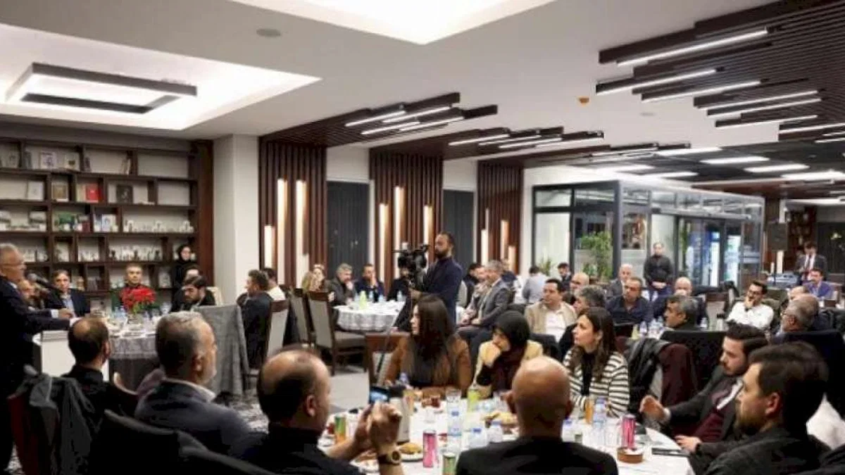 AK Parti Kayseri Büyükkılıç'ı dinledi