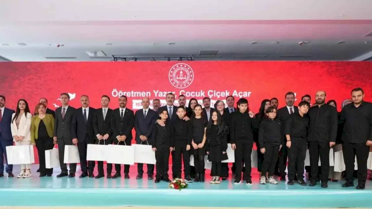'Öğretmen yazar, çocuk çiçer açar' hikayeleri ödüllendirildi
