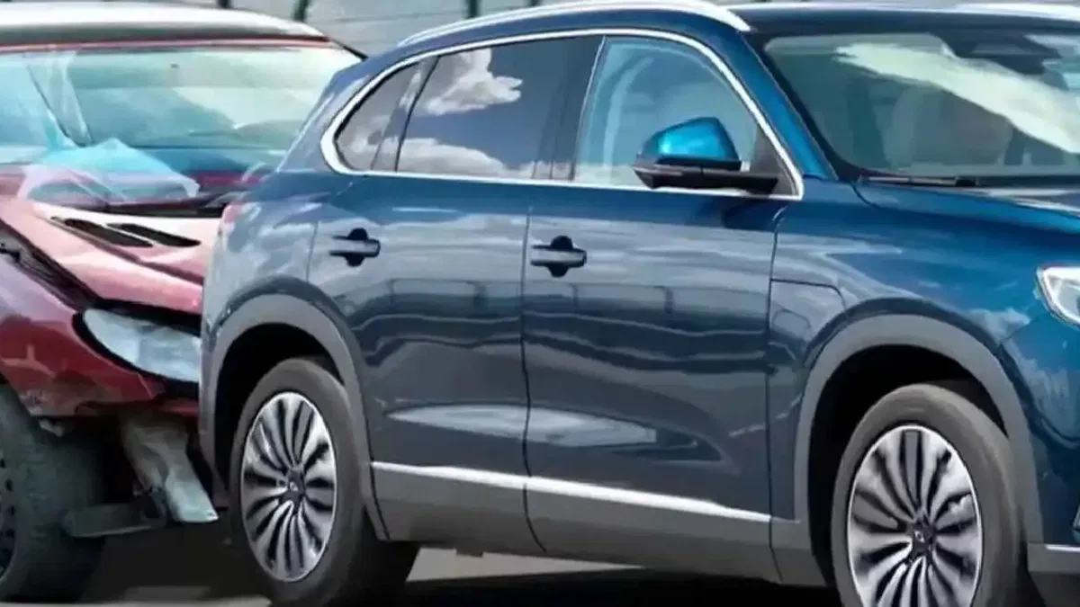 Trafik kazası geçirenleri hedef alan şebekeye darbe!