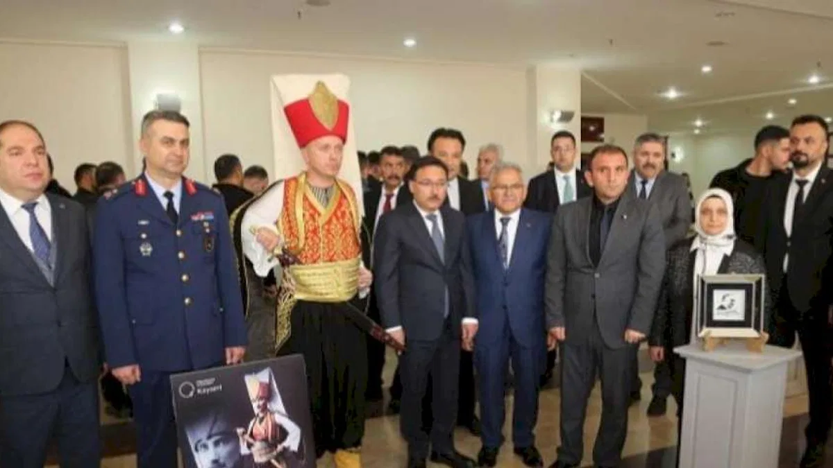 Kayseri protokolünden Atatürk Evi'ne ziyaret