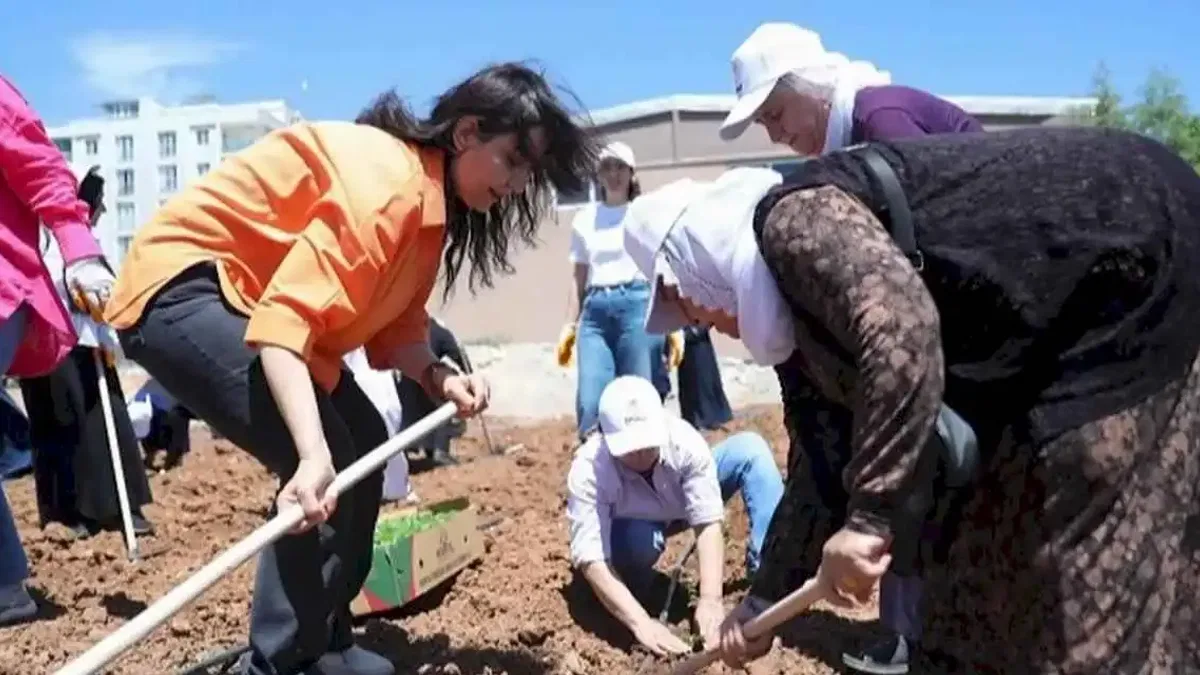Kent Kadın Bostanları projesi Mardin Artuklu’da hayata geçti