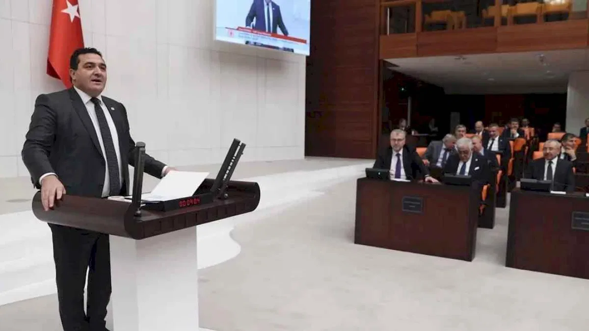 CHP’li Karasu’dan garantili yol eleştirisi!