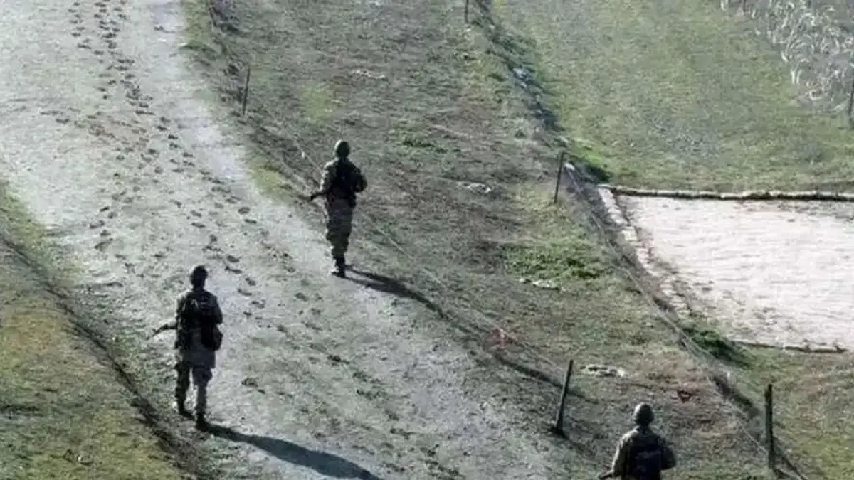 Yasa dışı yollarla sınırı geçmek isteyenlere hudut engeli! 5 örgüt üyesi yakalandı