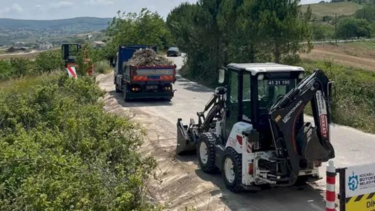 Kocaeli'de Kandıra ve Kartepe’de V kanal temizliği;