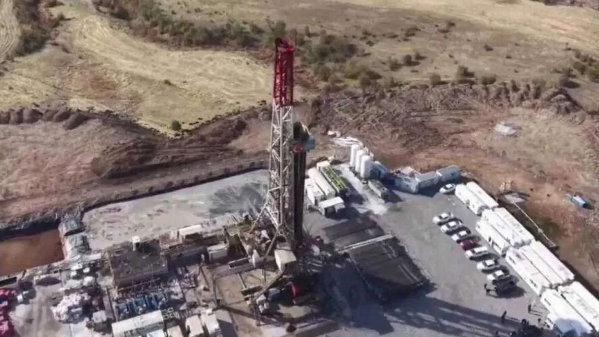Gençler sondaj sahasında... Silopili öğrenciler petrol arama çalışmalarını yerinde inceledi