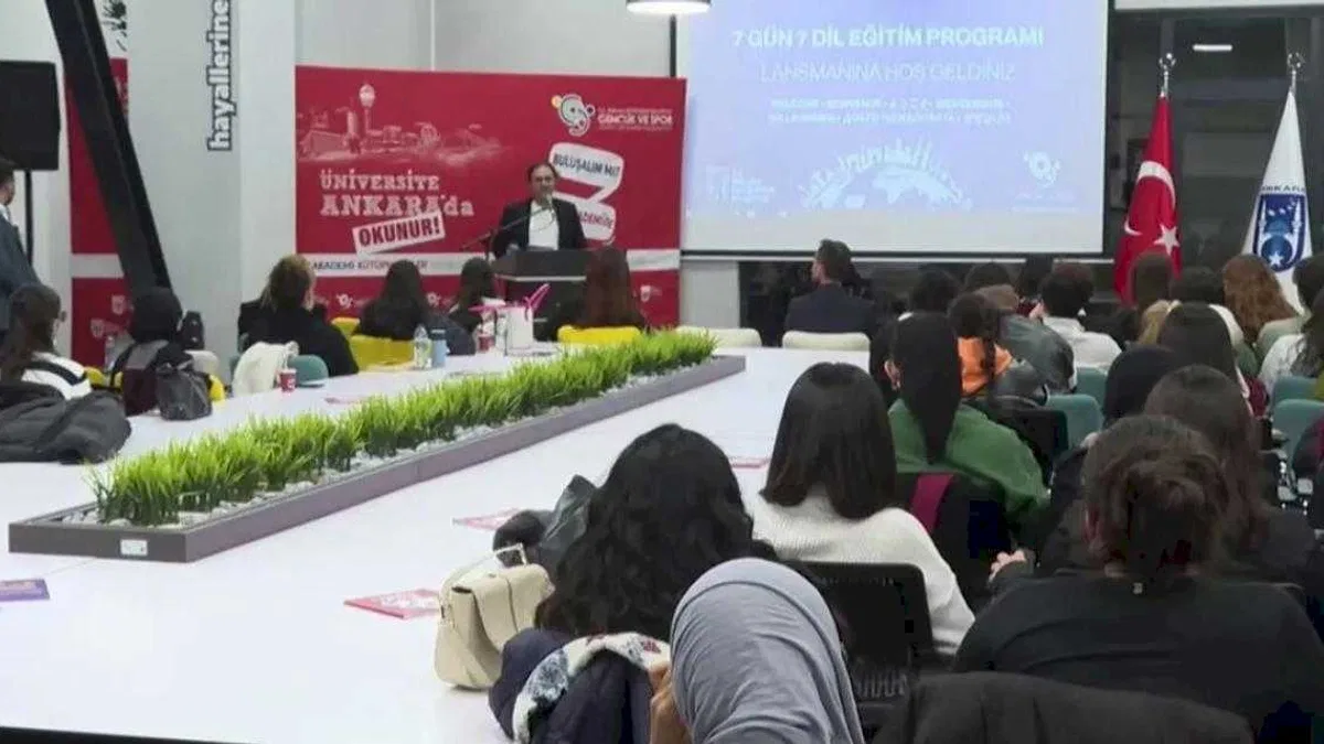 Ankara Büyükşehir'den gençlere ücretsiz '7 Gün 7 Dil' eğitimi