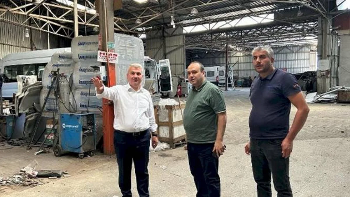 AK Partili vekil Canbey'den Balıkesir'de esnaf ziyareti