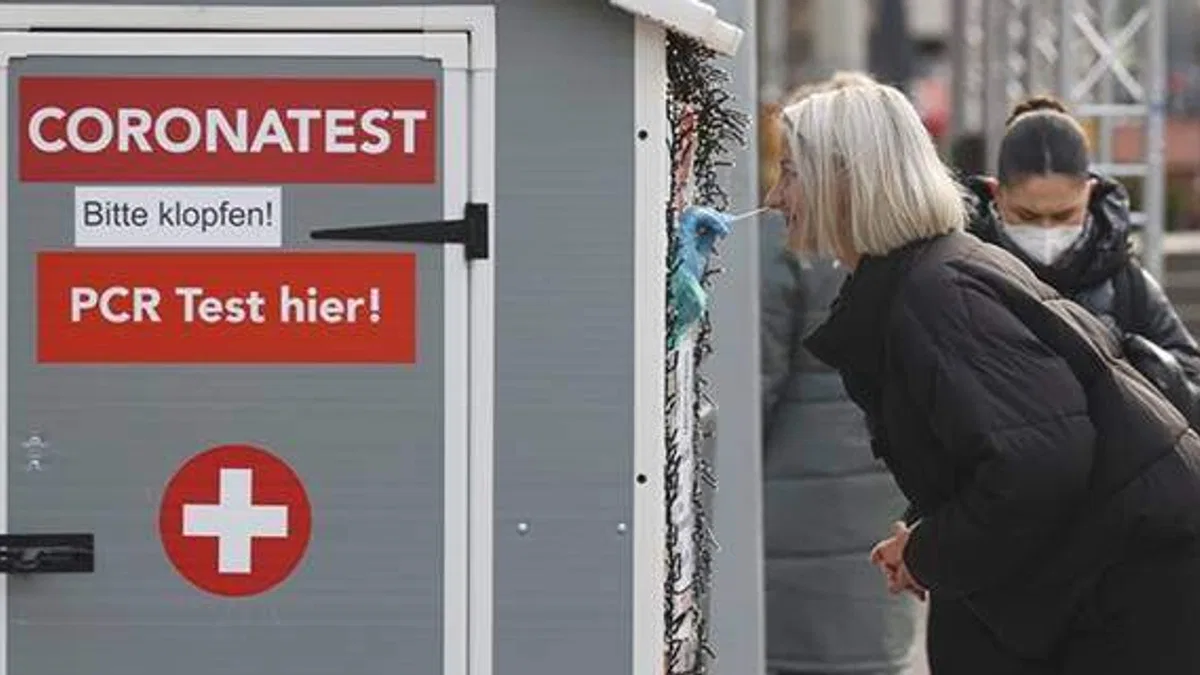 AB'nin ilaç düzenleyicisi yeni Kovid-19 dalgasına karşı uyardı