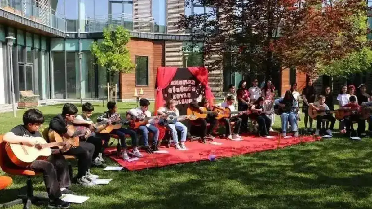 SGM’de Anneler Günü duygusal anlara sahne oldu