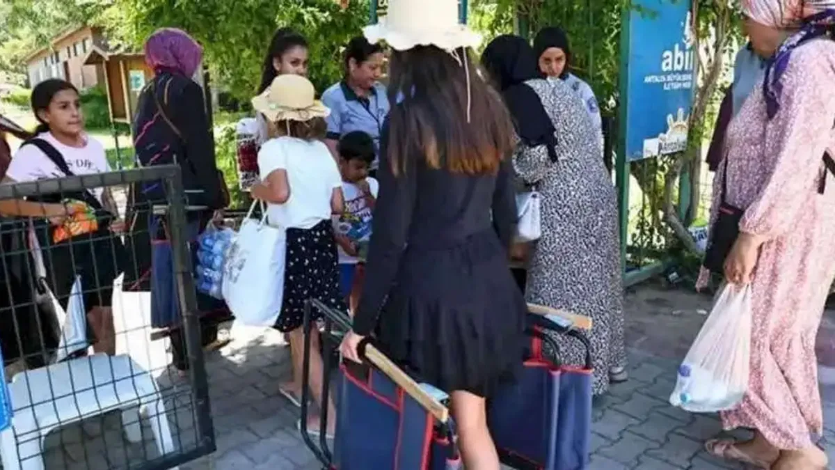 Antalyalılar Kadınlar Plajı’ndan büyük memnuniyet duyuyor