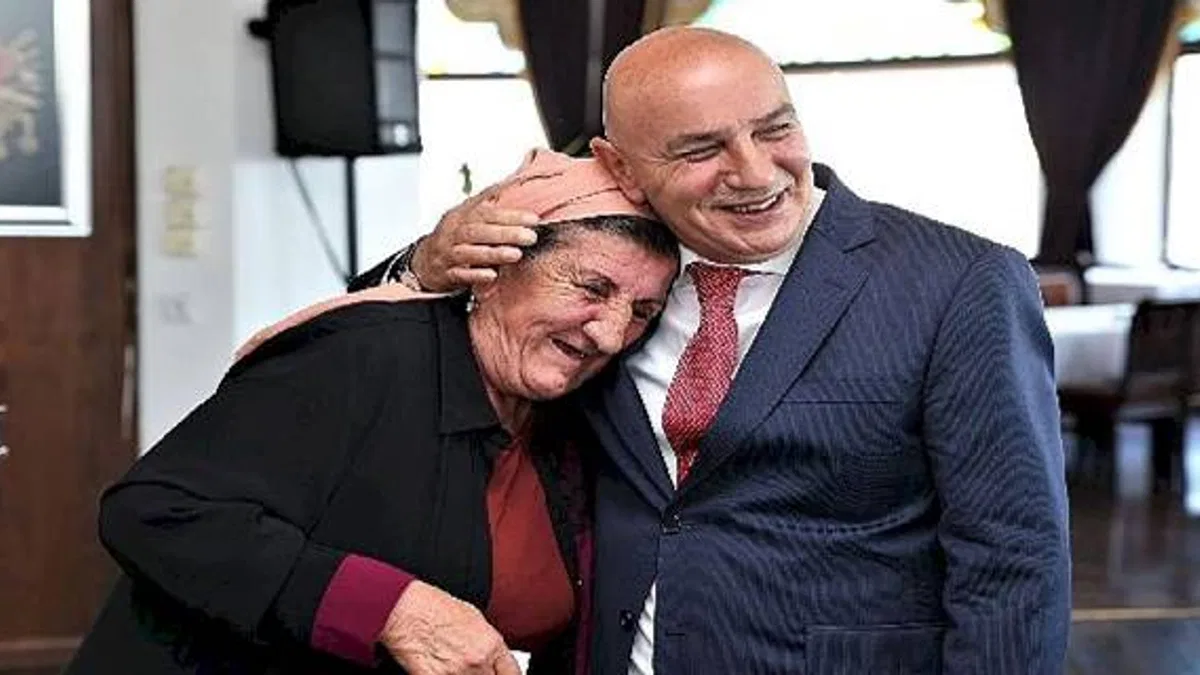 Başkan Altınok Şehit Aileleriyle buluştu