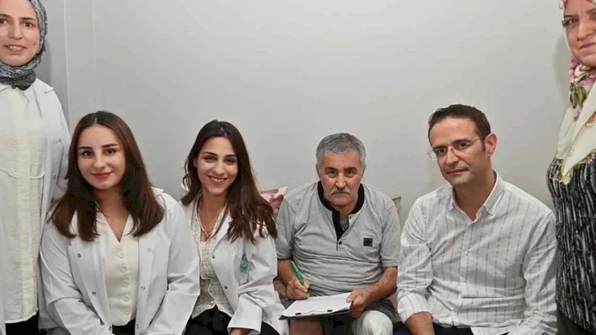 Manisa Büyükşehir ihtiyaç sahiplerinin yanında