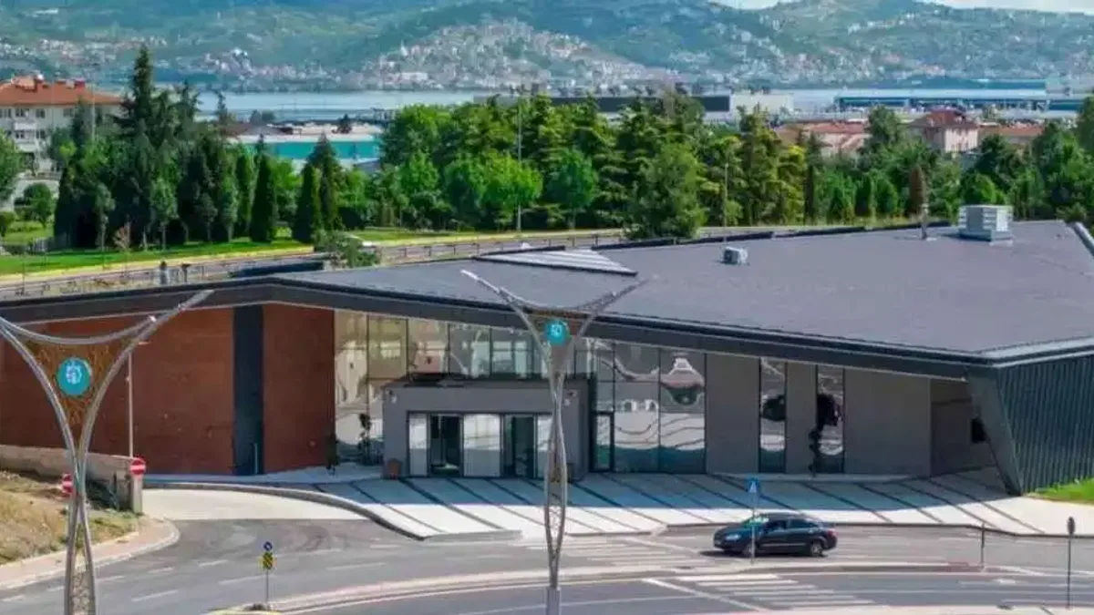 Gölcük ve Karamürsel otogarları yenilendi