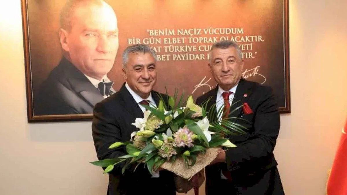 Güzelbahçe’de devir teslim yapıldı