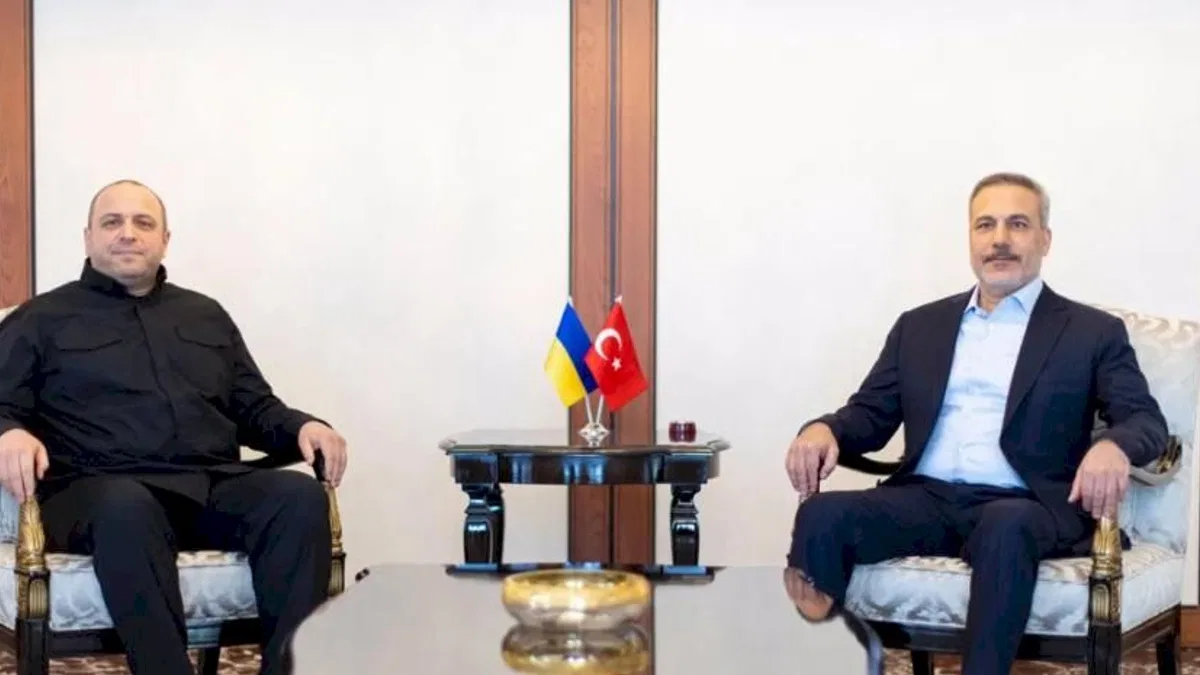 Bakan Fidan, Ukrayna Ulusal Güvenlik ve Savunma Konseyi Sekreteri Umerov’la görüştü