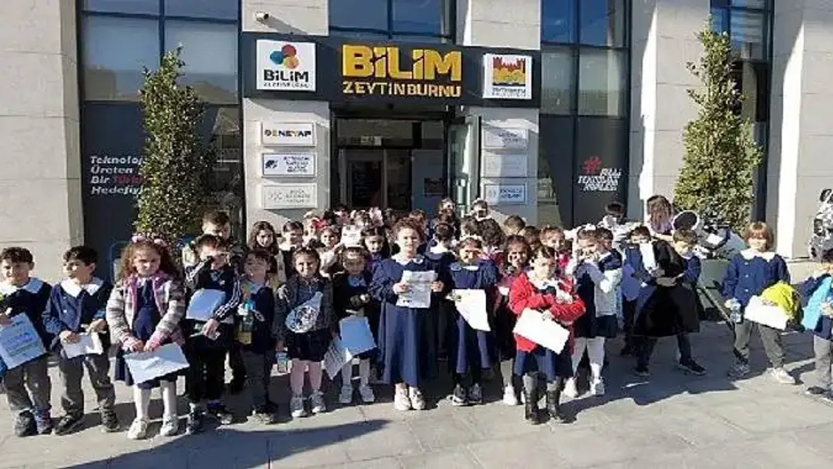 Zeytinburnu'nda Karneyi Alan Yaz Boyu Eğlenceye Doyacak..!