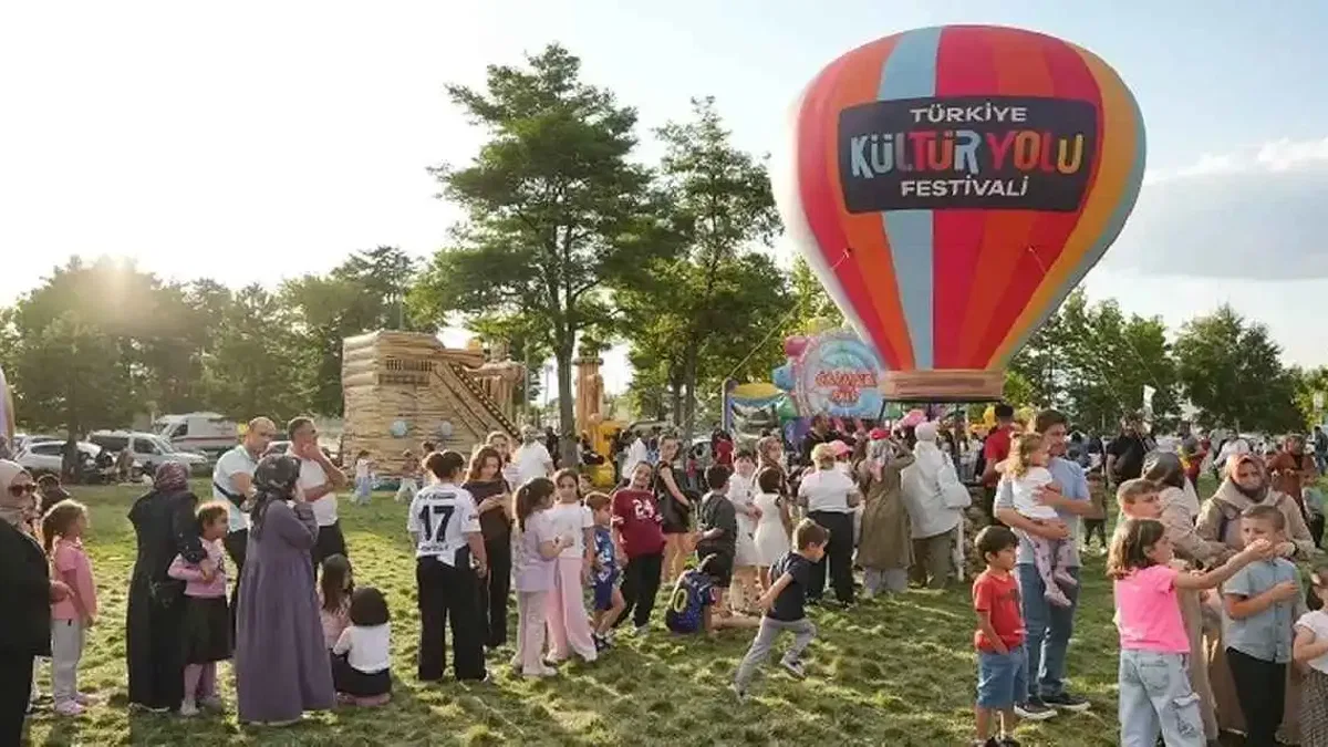 Erzurum Kültür Yolu'nda sanatın incelikleri sergilendi