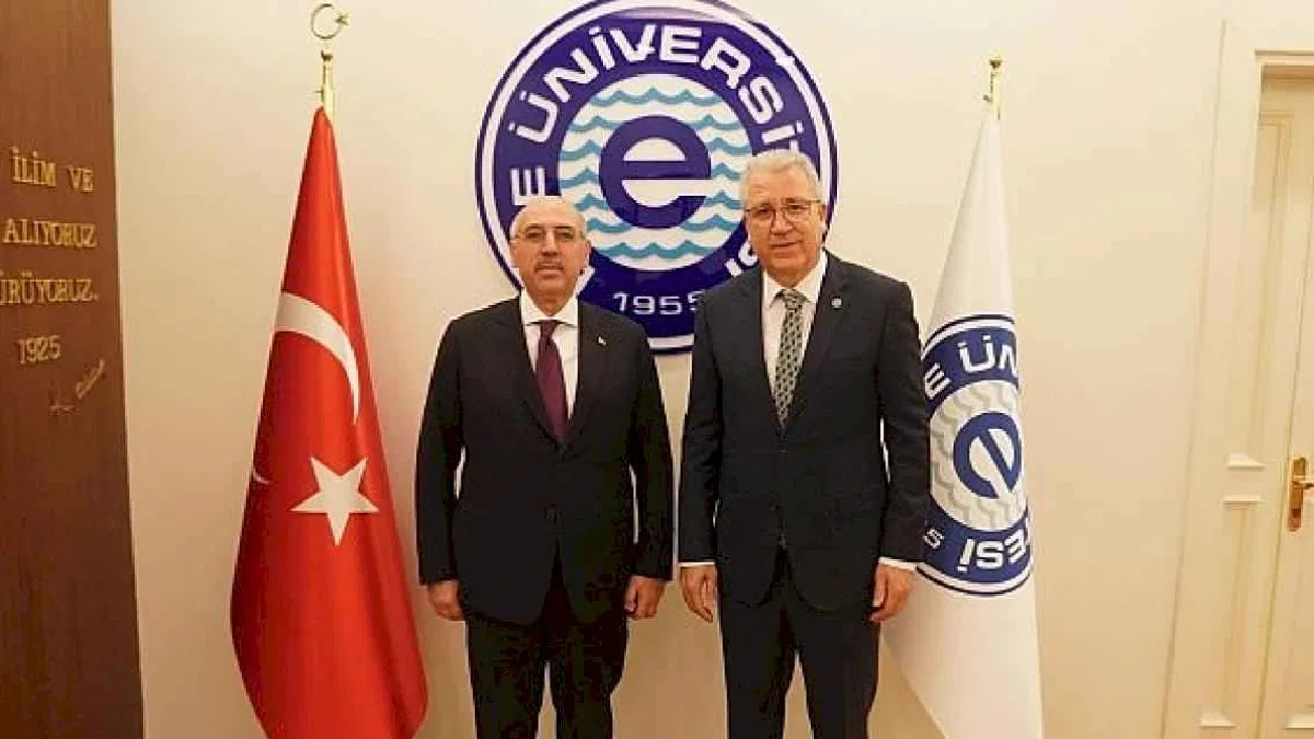 Meslek yüksekokulu öğrencilerinin sanayide eğitimine yönelik proje değerlendirildi