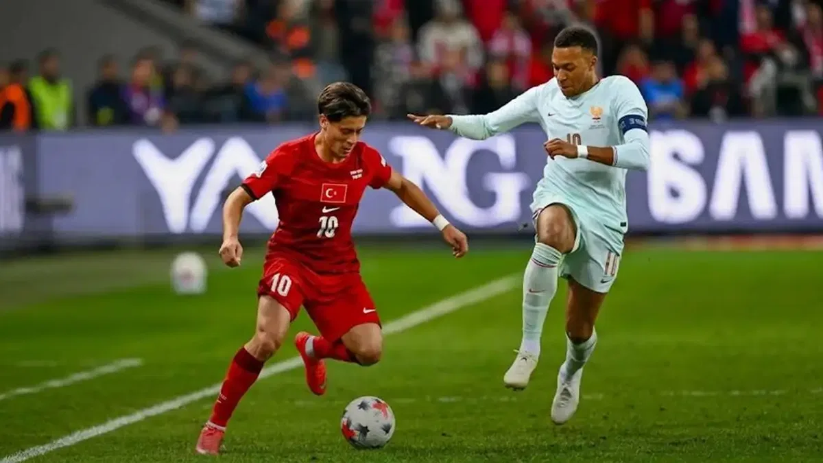 Türkiye 0-1 Fransa (Maç Sonucu) 'Bizim Çocuklar' mağlubiyetle başladı!