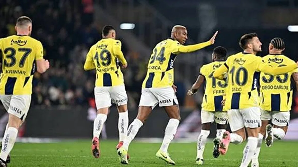 Fenerbahçe 3-2 Çaykur Rizespor (Maç Sonucu) Fener'den inanılmaz geri dönüş!