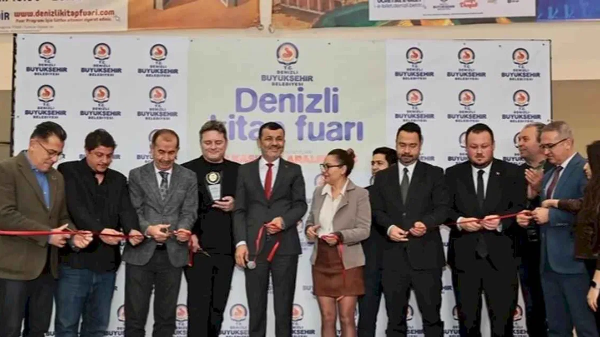Denizli Büyükşehir Belediyesi 8. Kitap Fuarı kapılarını açtı