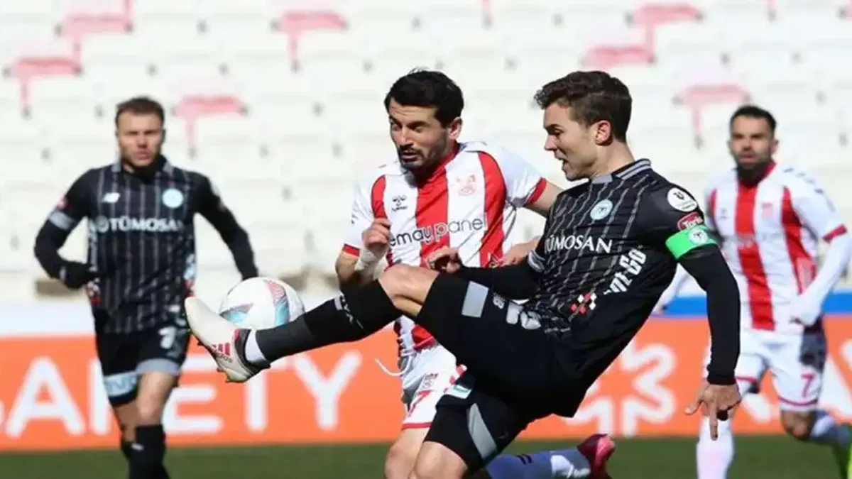 Net Global Sivasspor 1-1 Tümosan Konyaspor (Maç Sonucu) Sivas'ta puanlar paylaşıldı!