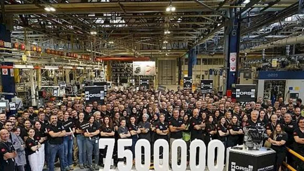 OYAK HORSE 7.5 milyonuncu motor üretimini kutluyor