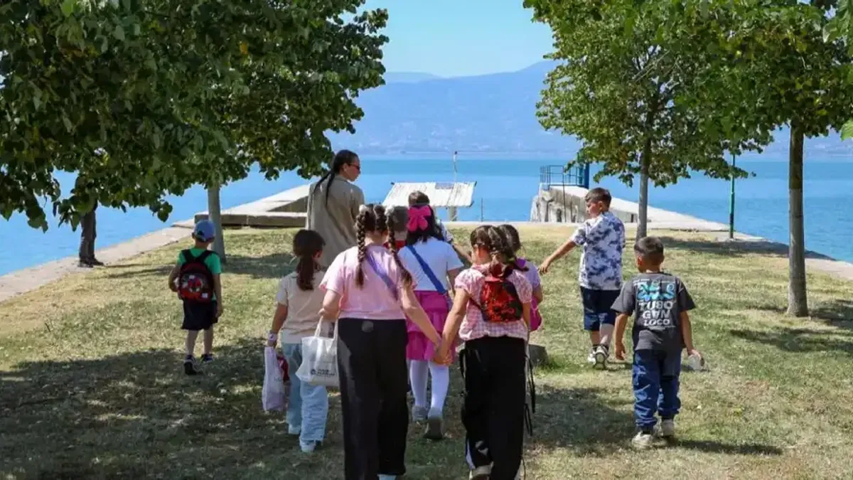 Sakarya'da su müfettişleri Sapanca Gölü ile ilk kez tanıştı
