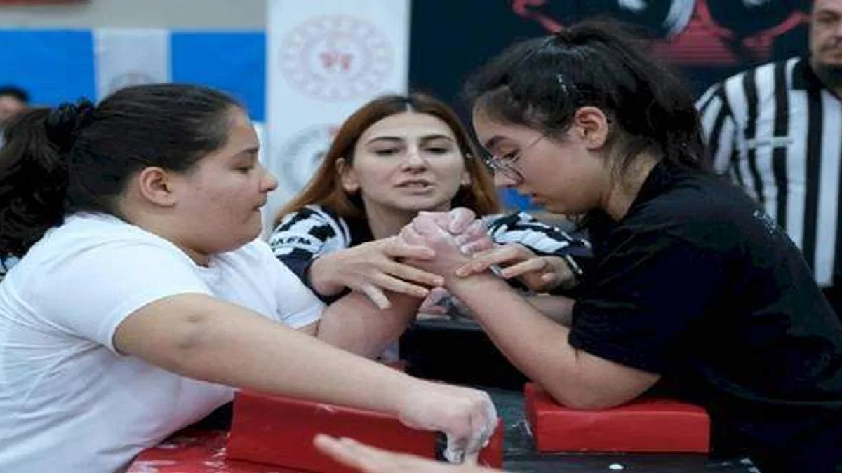 Para Bilek Güreşi heyecanı sona erdi