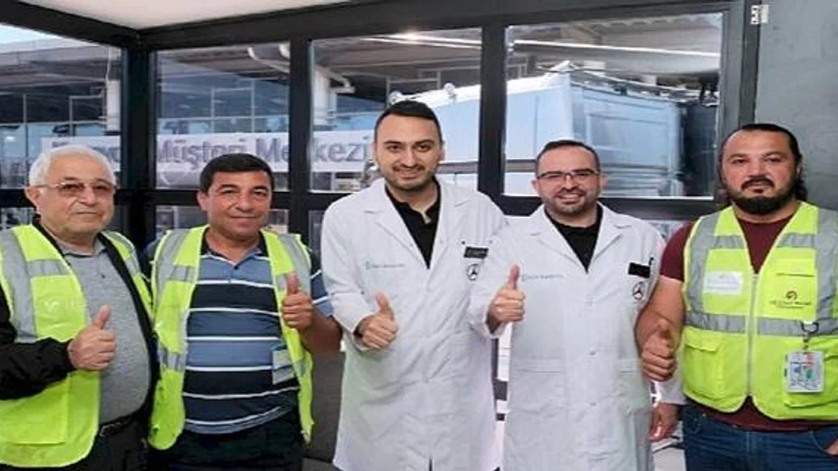 Mercedes-Benz Türk'ün Sağlık Bakım Tırı şoförleri kendi evinde ağırladı