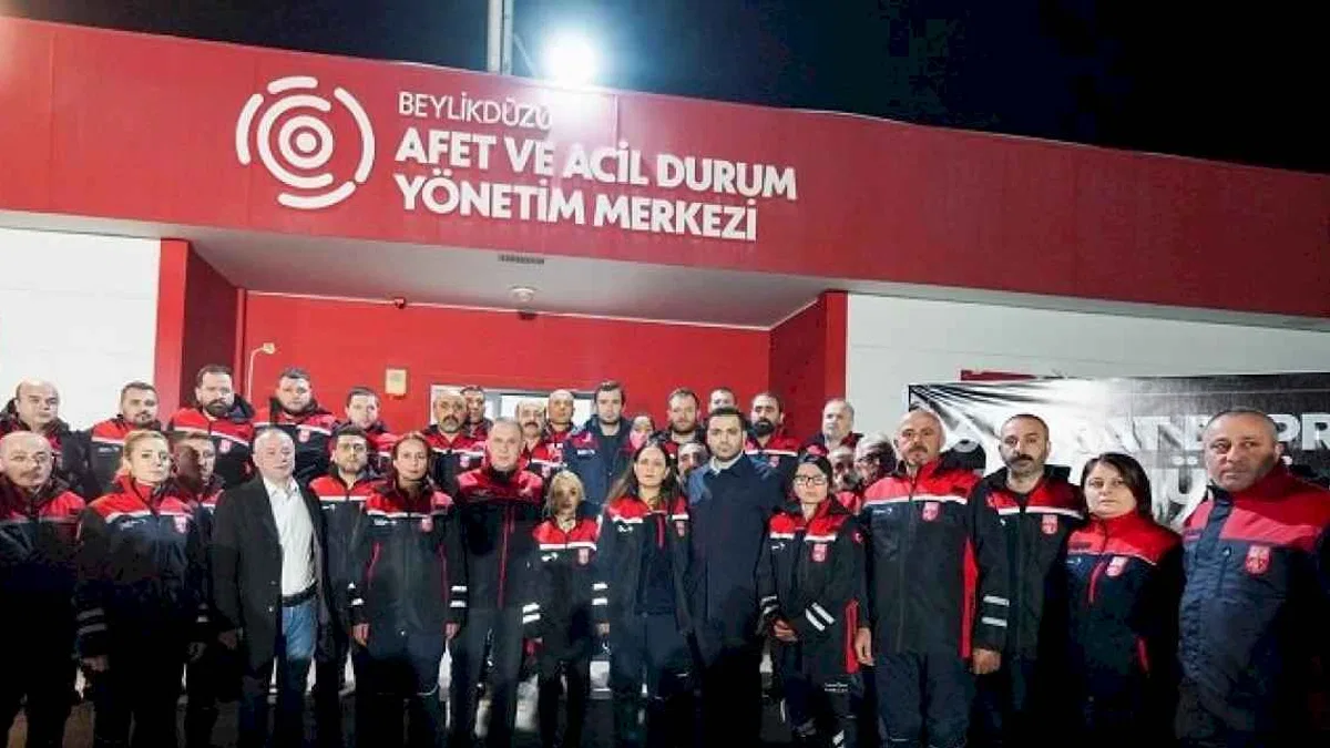 6 Şubat’ta hayatını kaybedenler 04.17’de anıldı