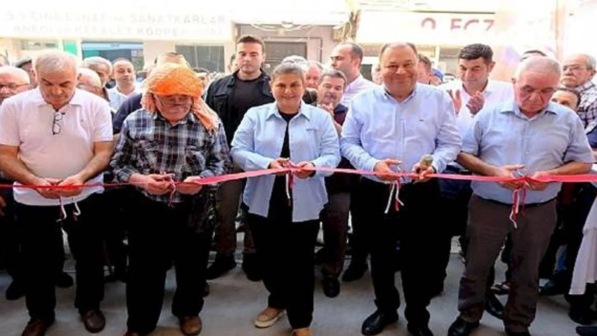 Aydın Büyükşehir Belediye Başkanı Özlem Çerçioğlu Çine Peynir Halı Kapalı Pazar Yeri'nin Açılışına Katıldı