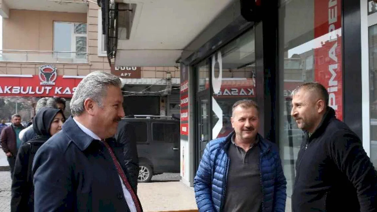 Başkan Palancıoğlu'na Hunat Mahallesi esnafından yoğun ilgi