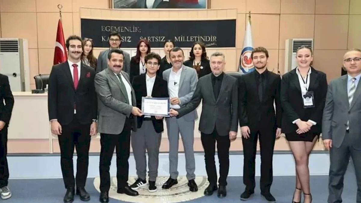 Gençler Denizli’nin geleceğini tartıştı