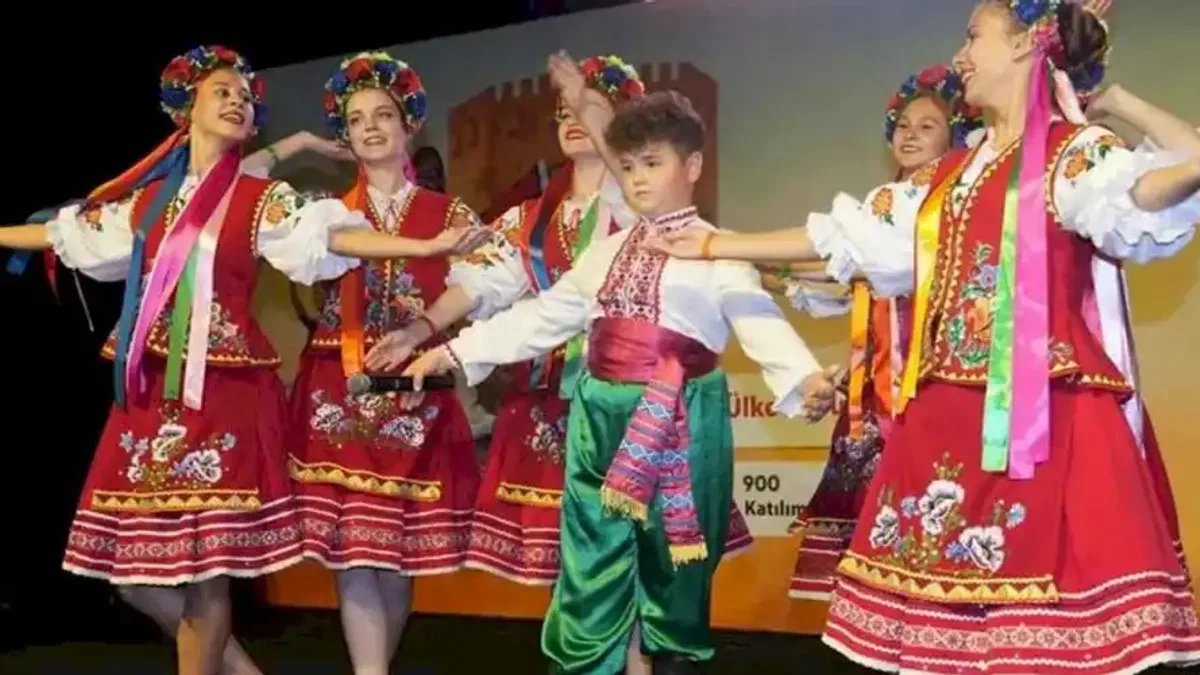 Müzik ve dans Alanya'da buluştu