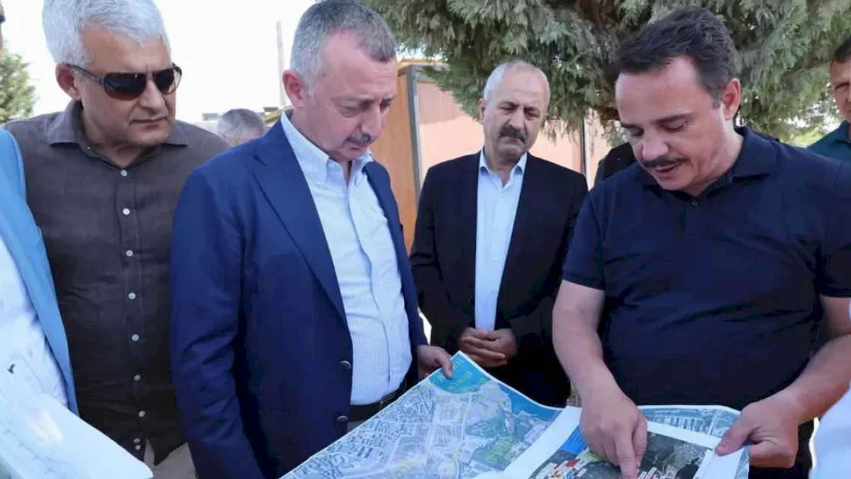 Başkan Büyükakın’dan Gebze’deki çalışmalara yakın mercek
