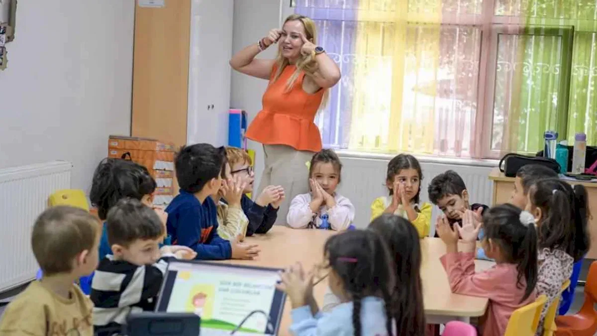 İzmir’de miniklere sağlık ve güvenlik eğitimi