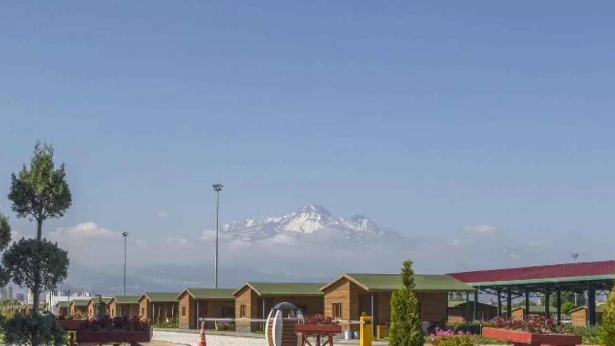 Kayseri Hobi Bahçeleri’nde kuralar noter huzurunda çekiliyor