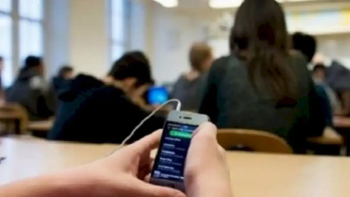 Okullardaki yasağı teknoloji bağımlılığı riskini azaltıyor