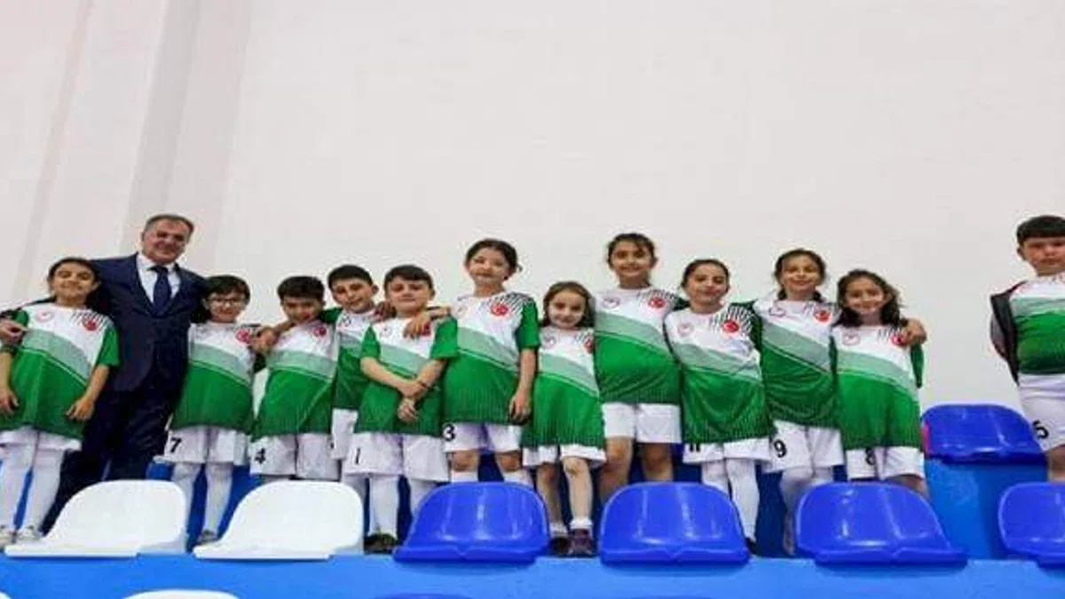 Kayseri Hacılar Spor Salonu kapılarını açtı