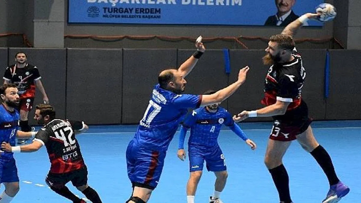 Çekişmeli maçın galibi Nilüfer Belediyespor