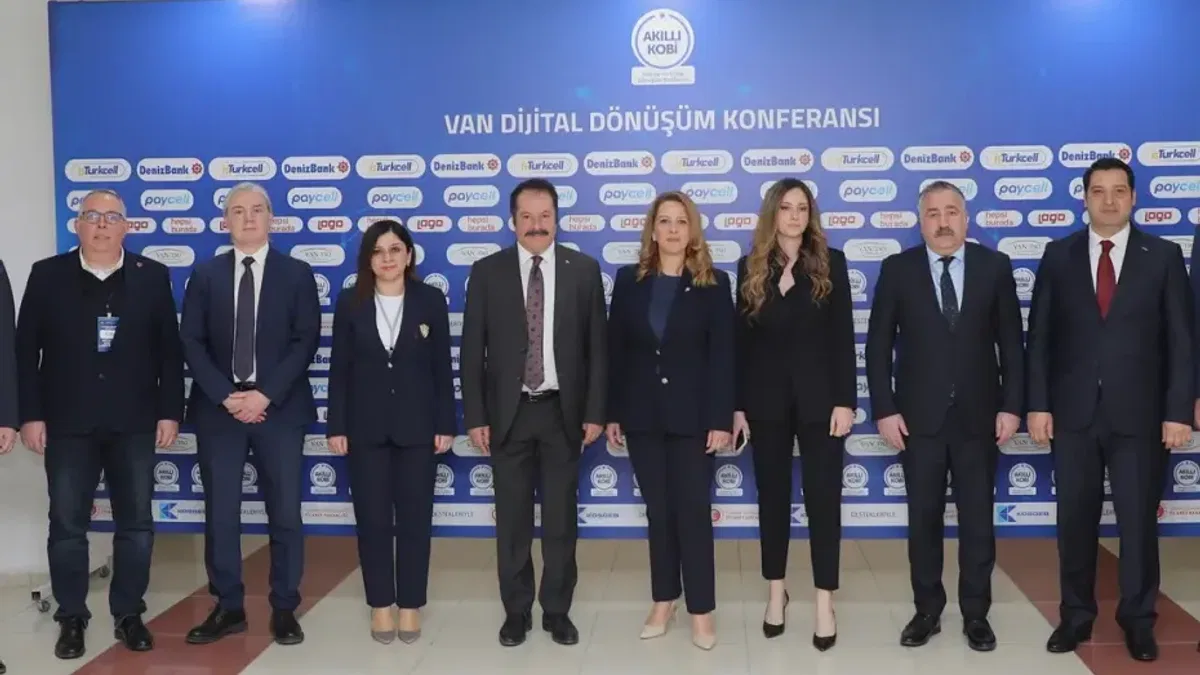 Dijital dönüşüm Van'da konuşuldu