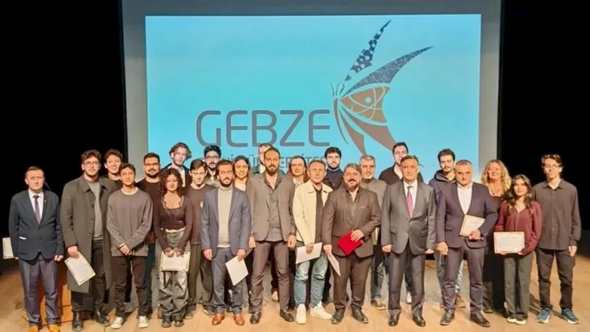 131 kişilik GTÜ ailesi Çanakkale ruhunu sanatla yaşattı