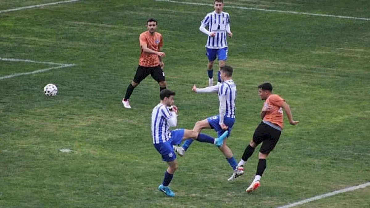 EÜ Spor Kulübü ve Denizspor yenişemedi