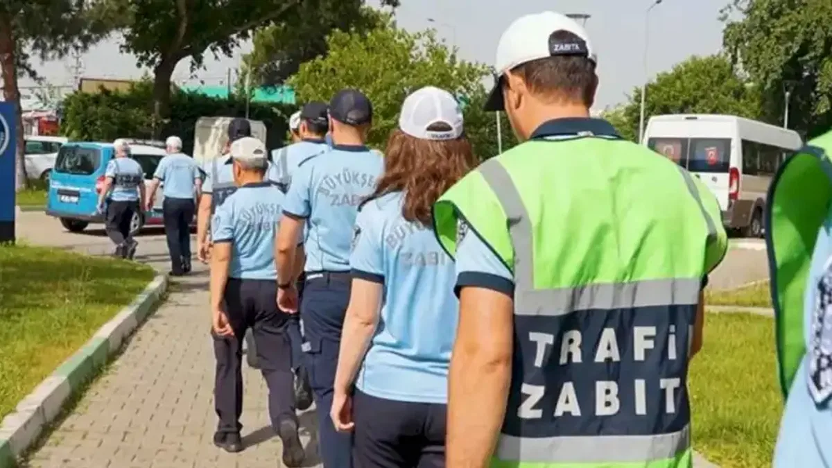 Bursa'da zabıta ekipleri bayramda da sahada