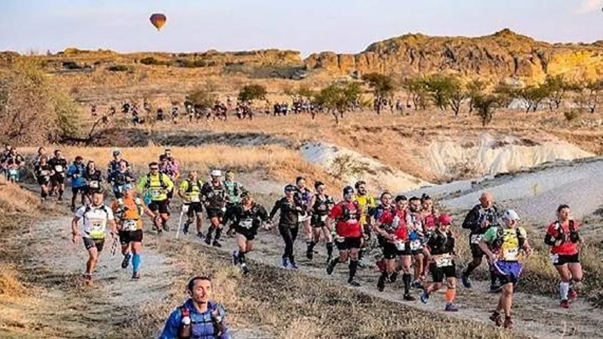 Ekim ayında Kapadokya'nın Kalbini Koşarak Keşfedin