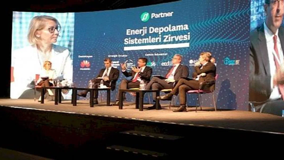 Türkiye'nin Enerji Depolama Stratejileri Sektör Zirvesinde Ele Alındı