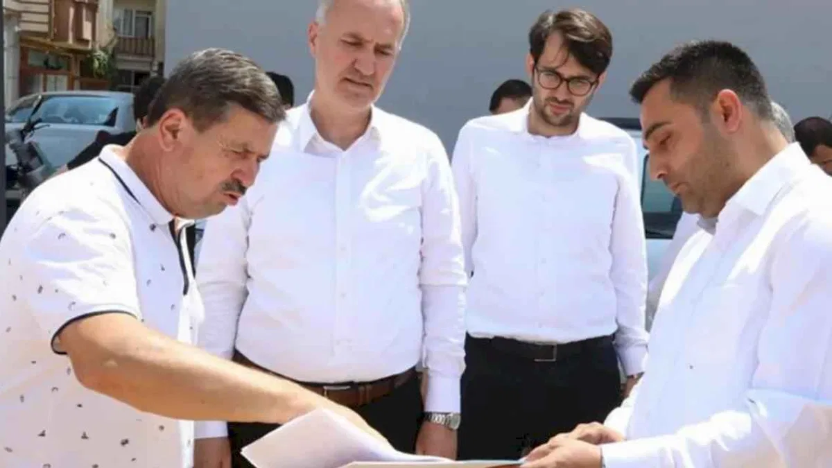 İnegöl'de atıl alanlar yıkılarak yeni ulaşım ağı oluşturuluyor