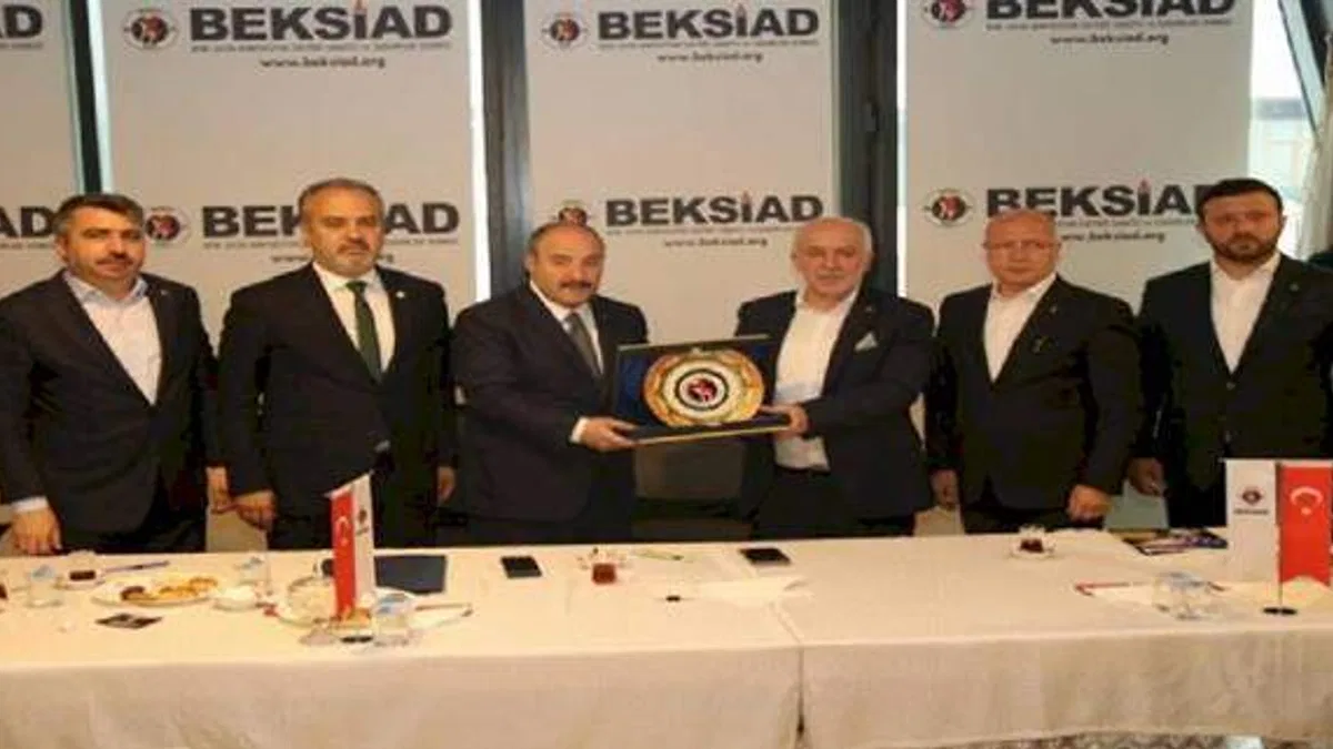 Bakan Varank'tan BEKSİAD'a ziyaret